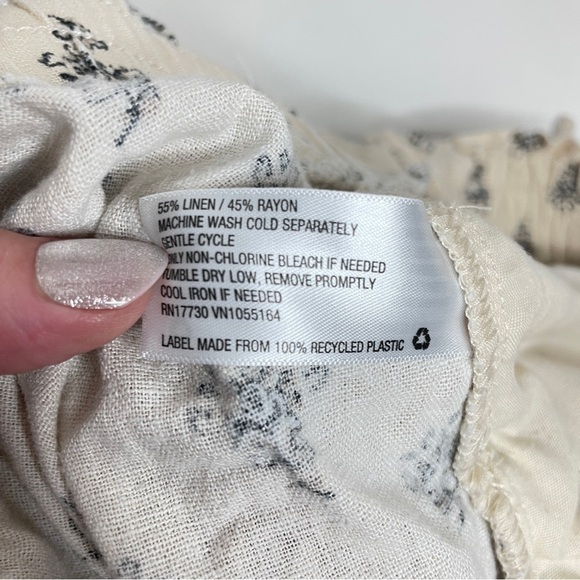 A New Day Ecru/ Cream Flower Print Linen Blend Pull-on Short Pockets Drawstring - Picture 11 of 12